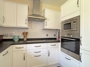 Photo 19- click for photo gallery